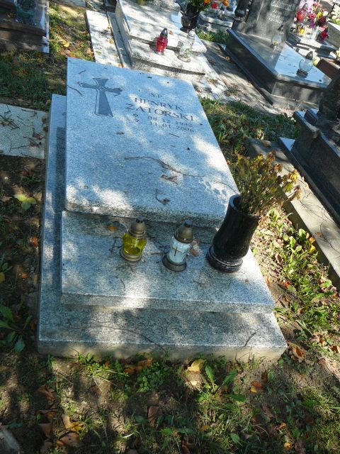 Grób Henryk Zatorski